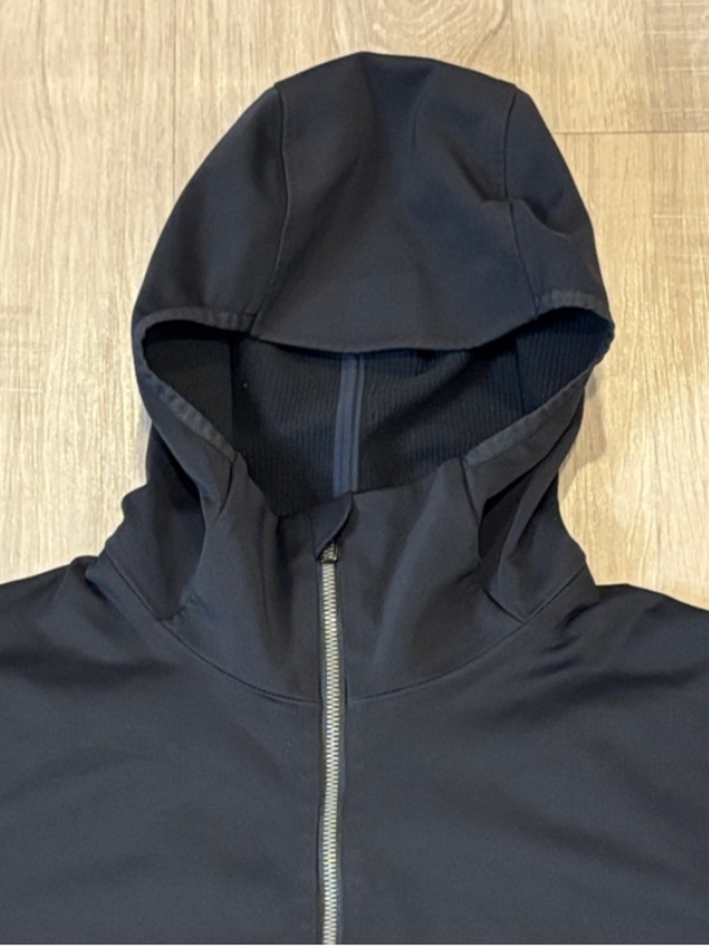 Lululemon Fleece Back Soft Shell Jacket - Picture 4 of 16